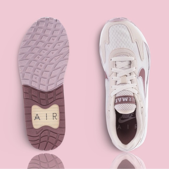 Nike Air Max Solo - Picture 5 of 5